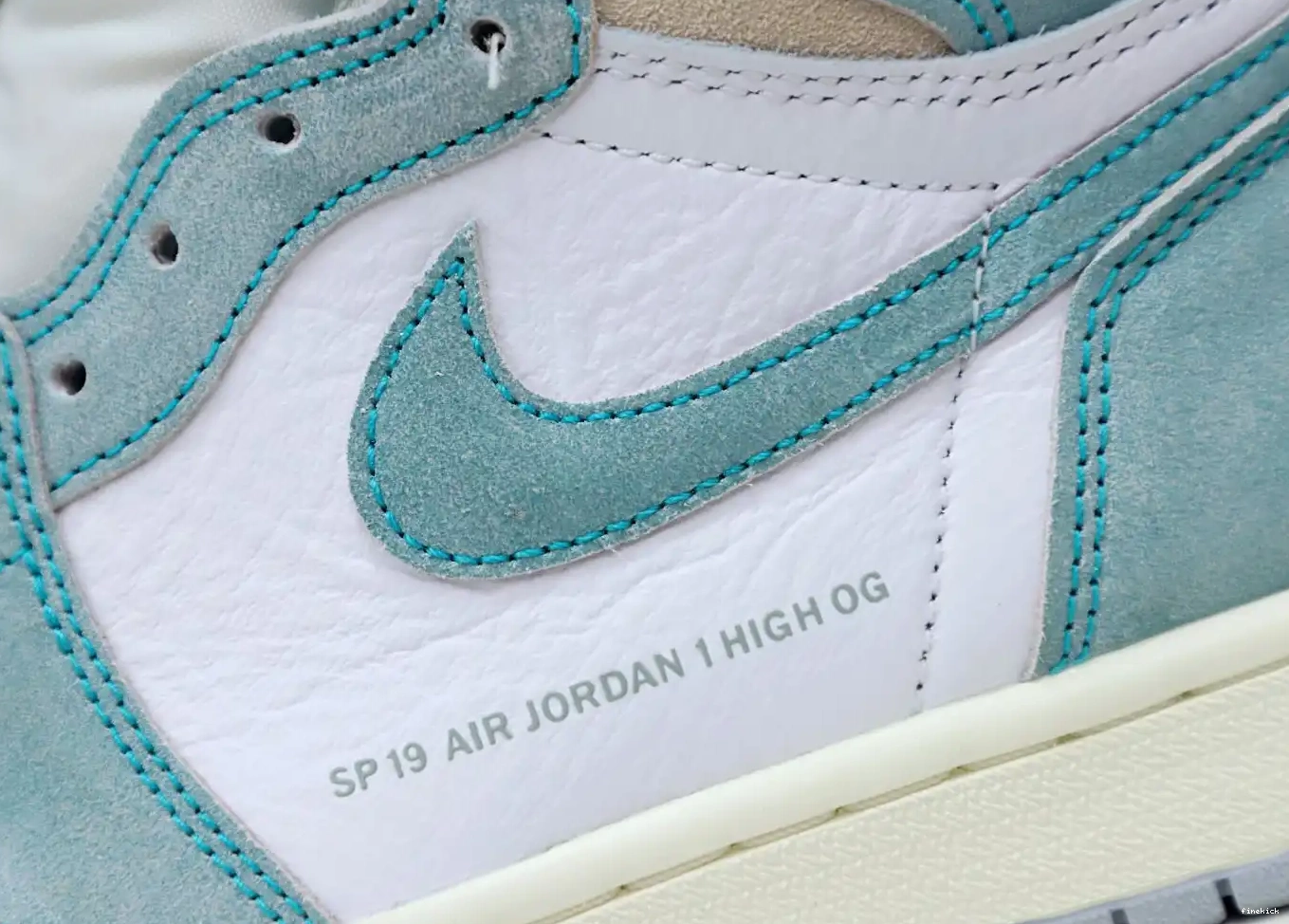 HIGH AIR GREEN' 'TURBO RETRO OG JORDAN 1 0704